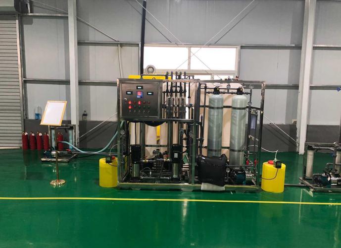 青島地區(qū)轉(zhuǎn)讓日化洗化用品生產(chǎn)設(shè)備1臺(tái)機(jī)器百樣產(chǎn)品配方免費(fèi)送